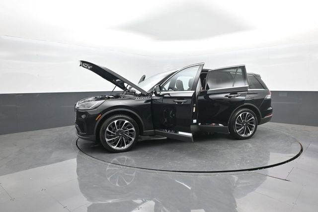 Used 2025 Lincoln Aviator Reserve w/ Equipment Group 201A AWD/4WD image 46