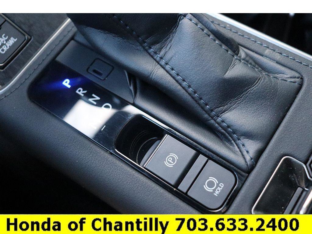 Used 2024 Lexus GX 550 image 18