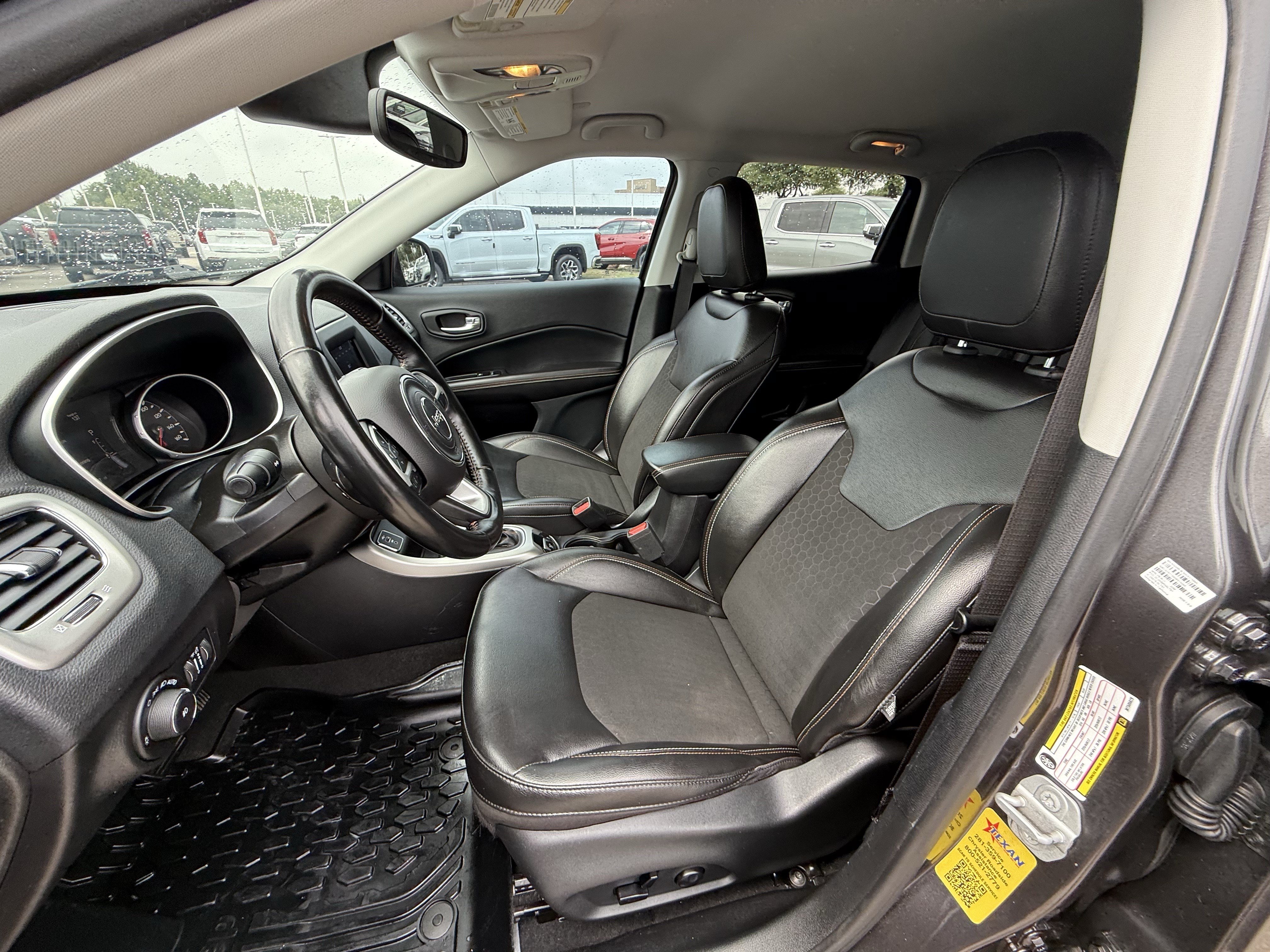 Used 2021 Jeep Compass Latitude w/ Convenience Group FWD image 27