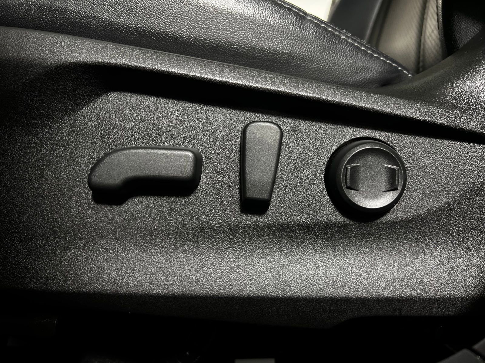 Used 2020 Subaru Forester Touring w/ Popular Package #2 image 14