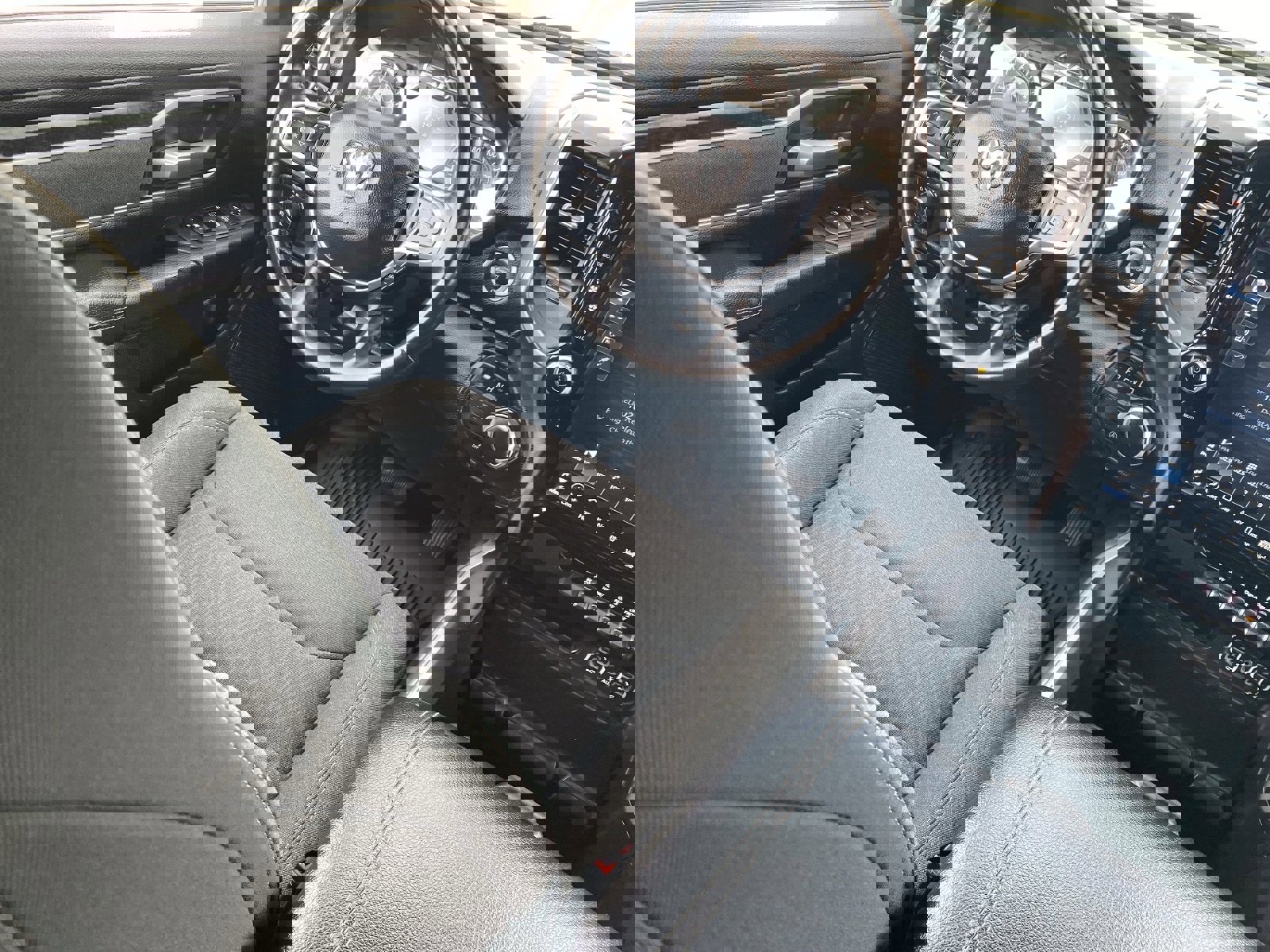 Used 2022 RAM 1500 Big Horn image 15