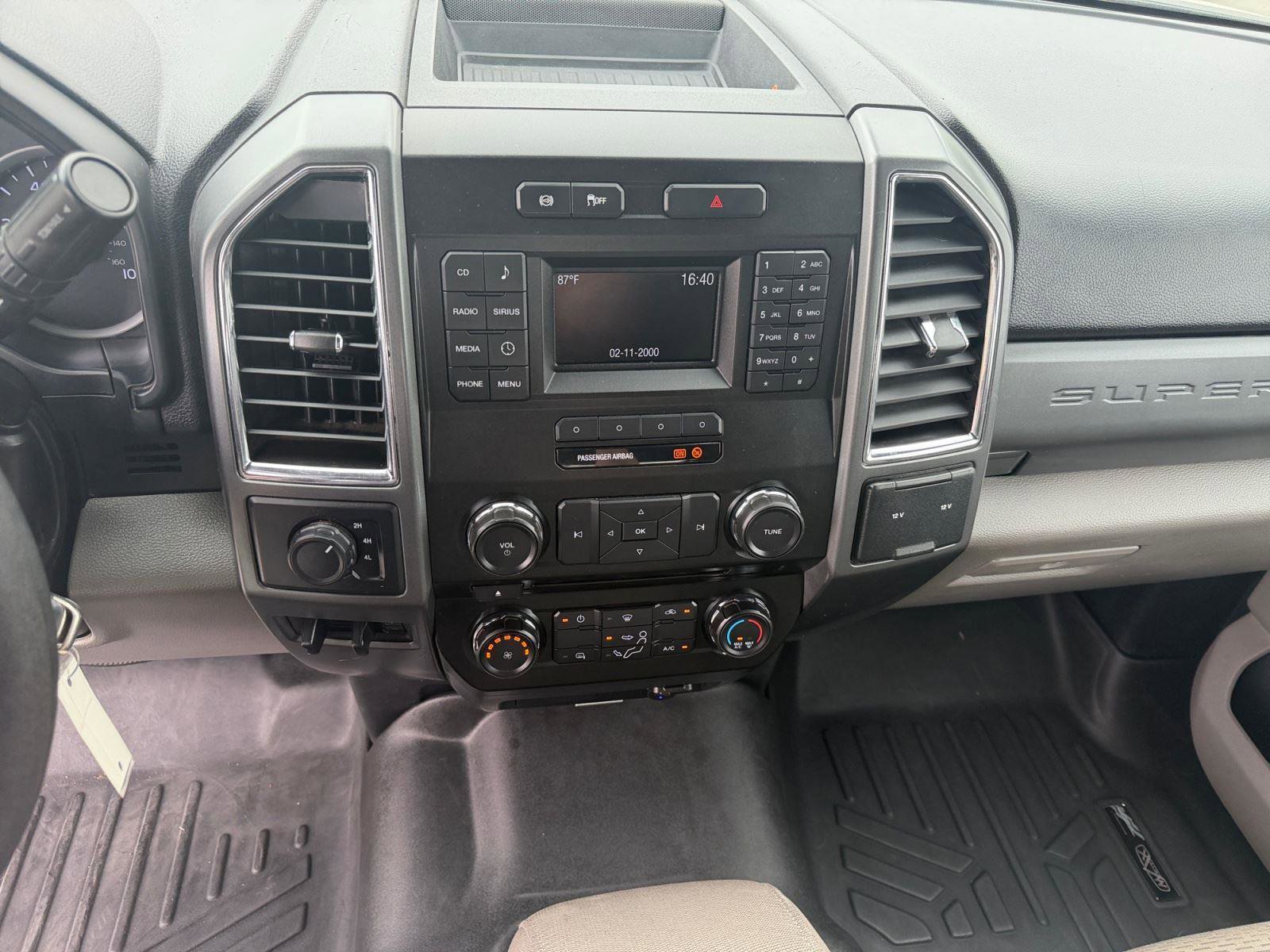 Used 2018 Ford F350 XLT AWD/4WD image 12