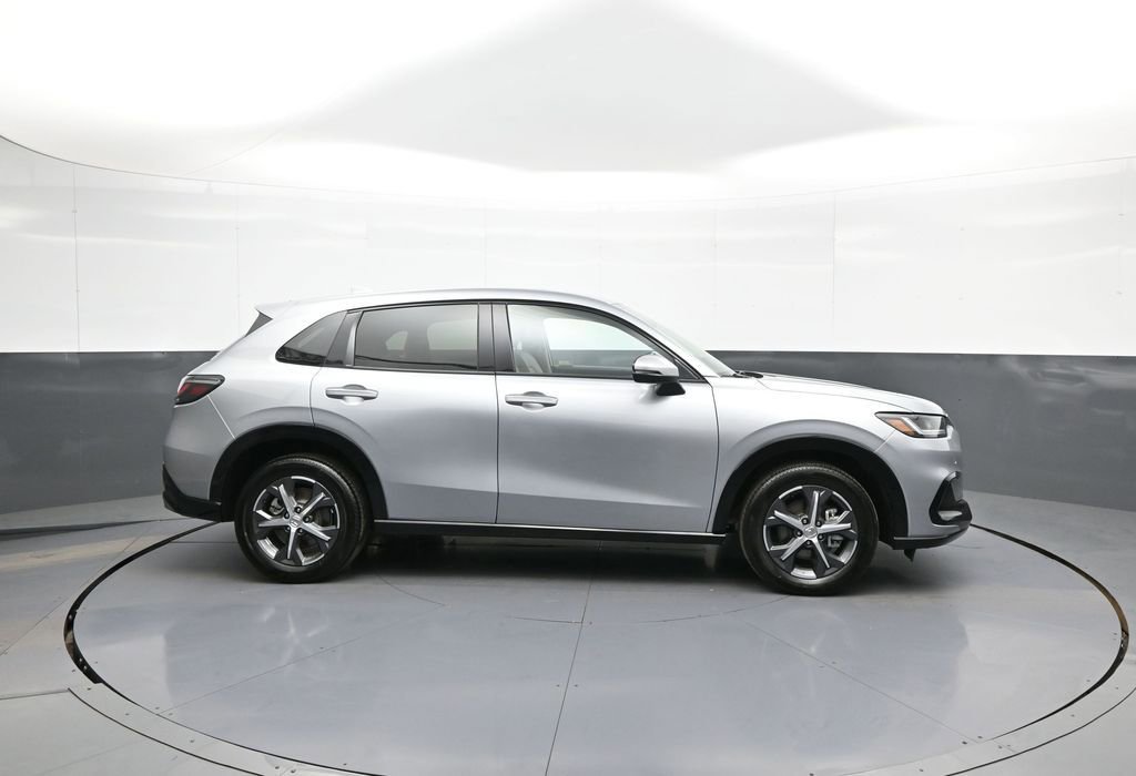 Certified 2024 Honda HR-V EX-L image 5