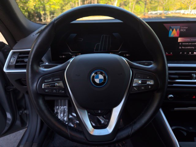 Used 2024 BMW i4 eDrive40 w/ Premium Package RWD image 24