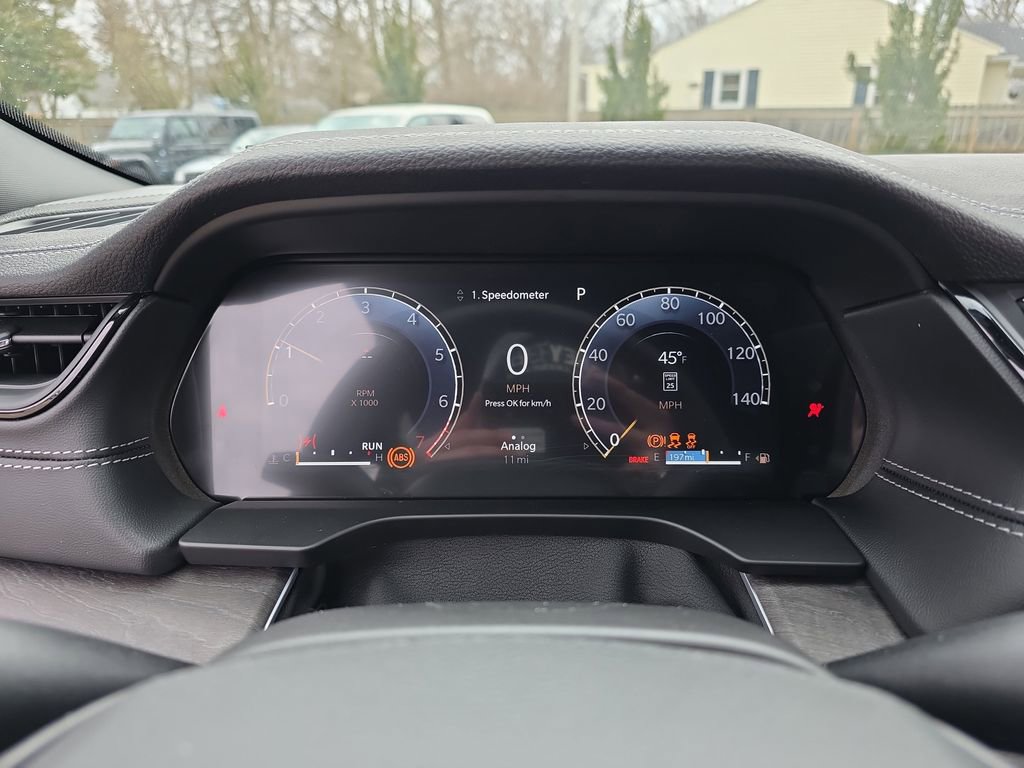 New 2026 Jeep Grand Cherokee Altitude image 19