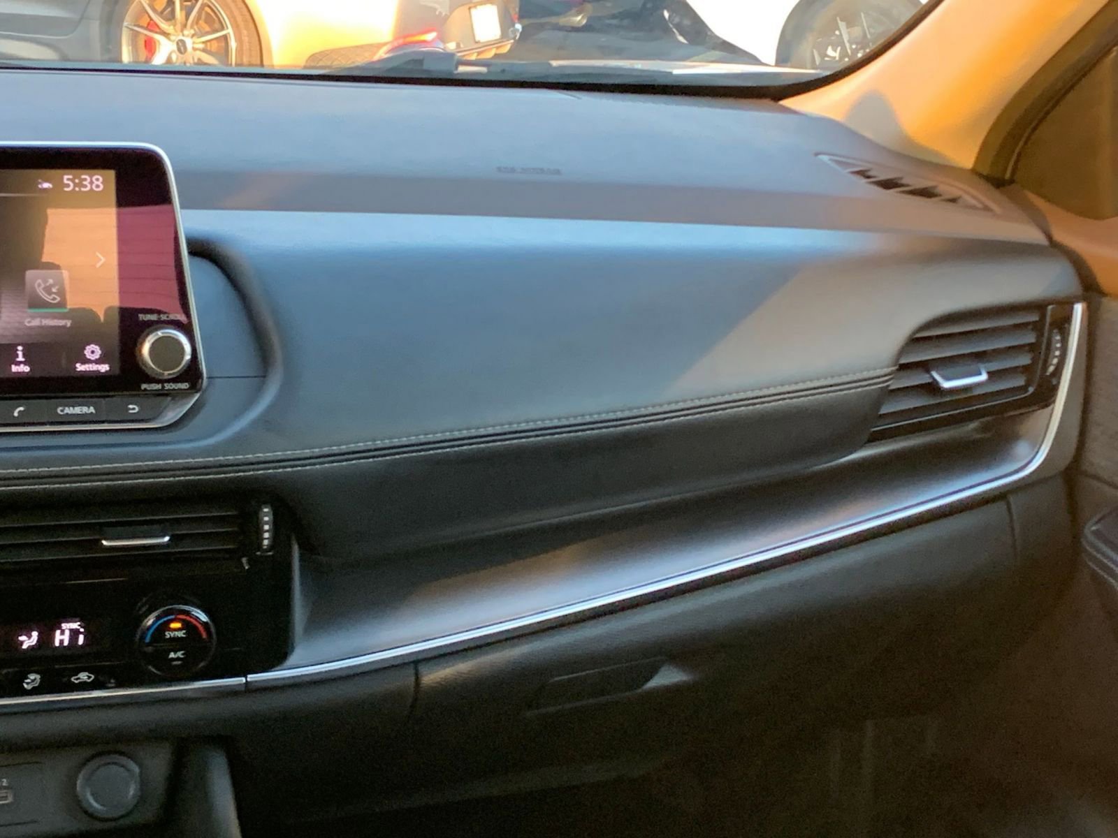 Used 2022 Nissan Rogue SV image 35