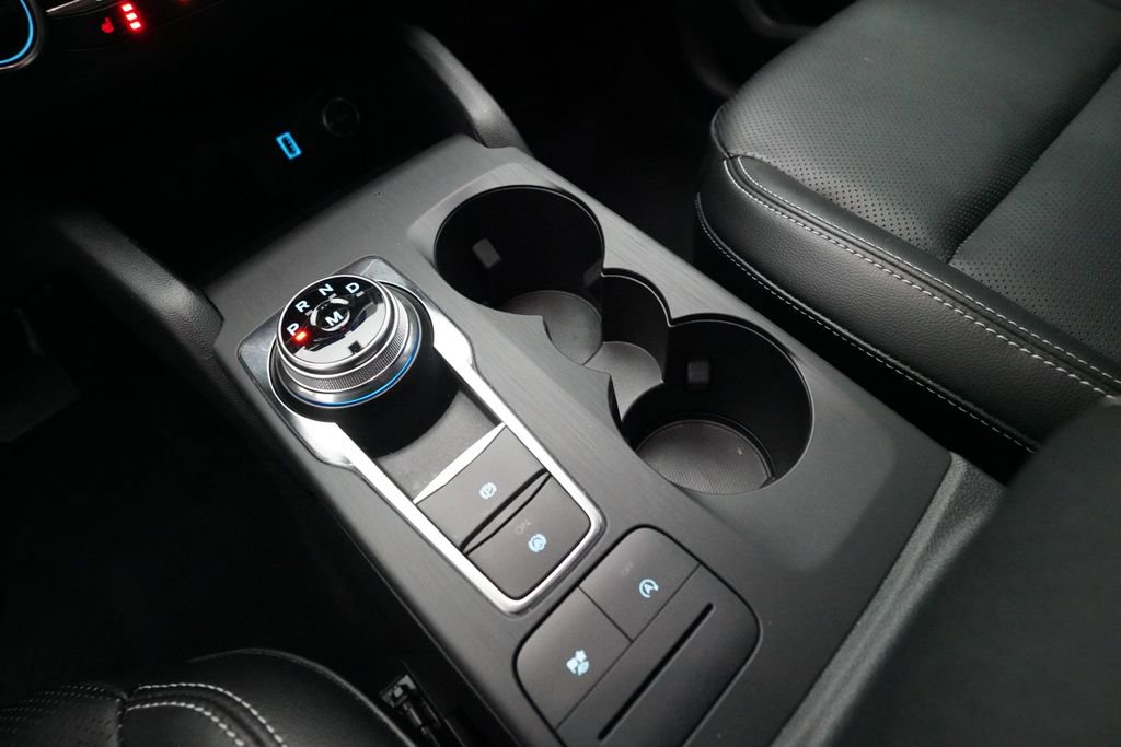 Used 2020 Ford Escape SEL image 17