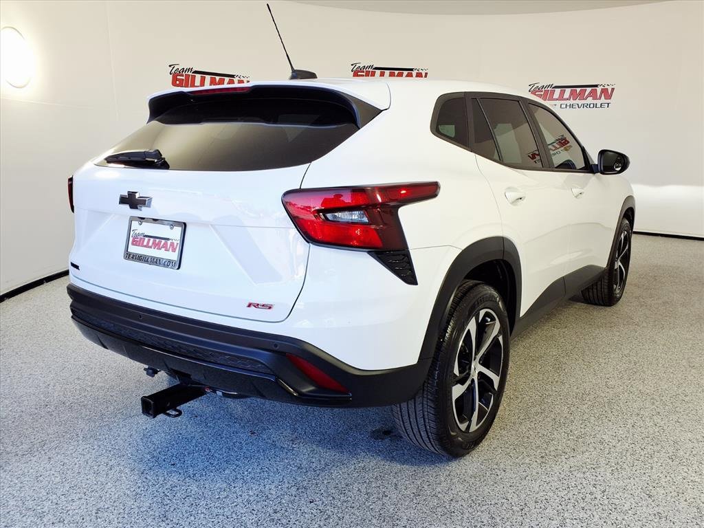 Used 2024 Chevrolet Trax RS w/ Driver Confidence Package image 7