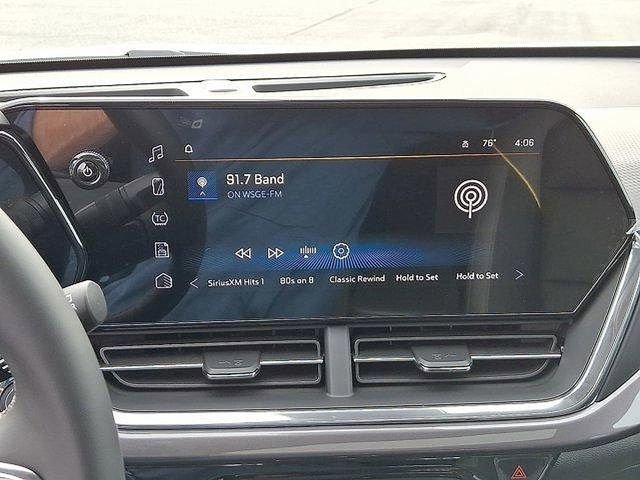 New 2026 Chevrolet Trax ACTIV w/ Sunroof Package image 10