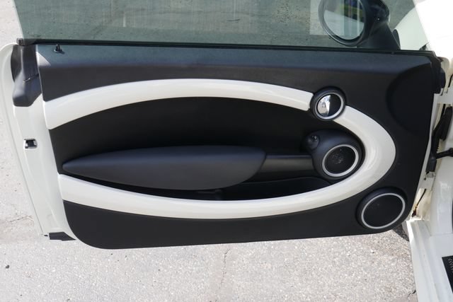Used 2013 MINI Cooper Clubman John Cooper Works FWD image 9