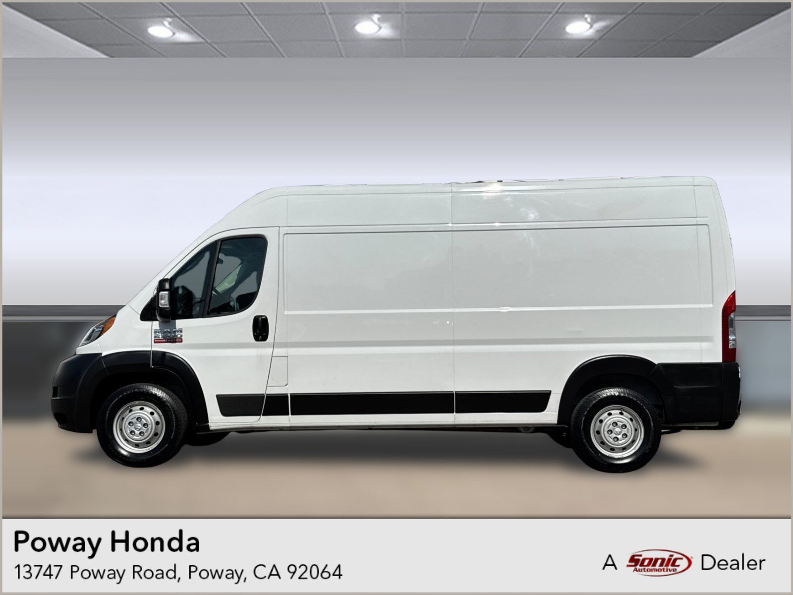 Used 2021 RAM ProMaster 2500 w/ Convenience Group FWD image 1
