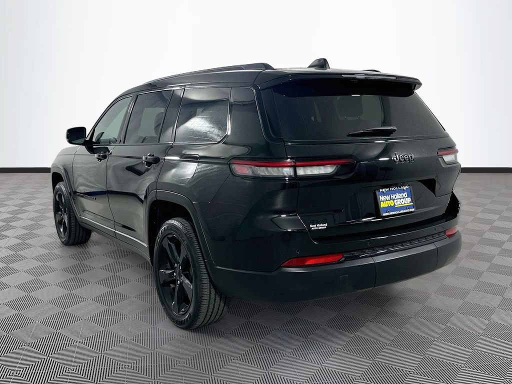 Used 2025 Jeep Grand Cherokee L Altitude AWD/4WD image 5