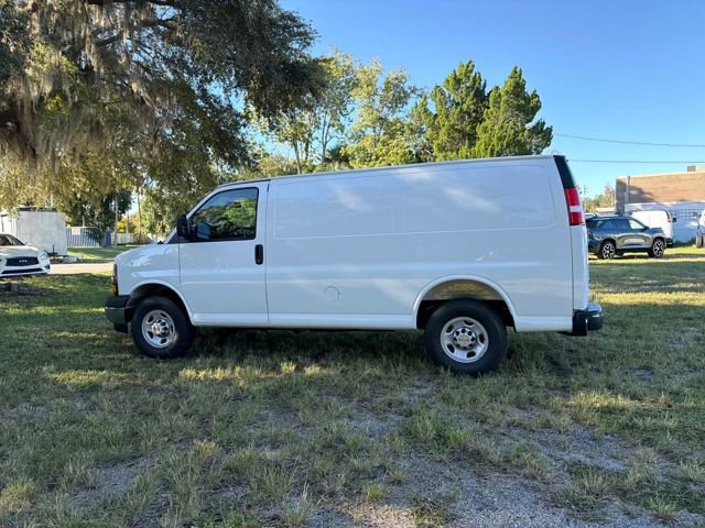 New 2025 Chevrolet Express 2500 w/ Driver Convenience Package RWD image 6