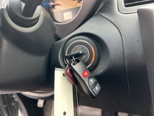 Used 2005 Nissan Murano SL w/ (J01) Sunroof Pkg image 25