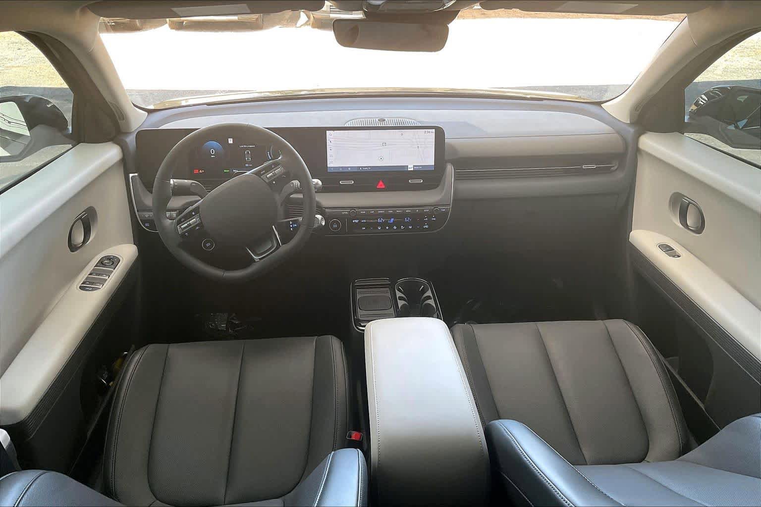 Certified 2025 Hyundai Ioniq 5 SEL image 15