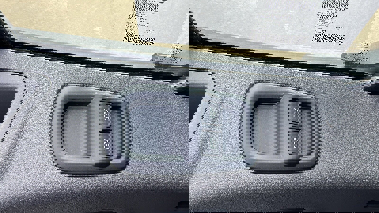 New 2026 Ford Transit 250 148 Medium Roof image 23