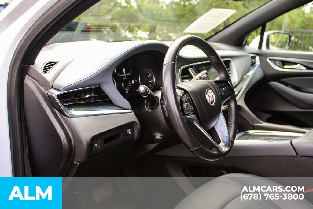 Used 2024 Buick Enclave Premium image 33