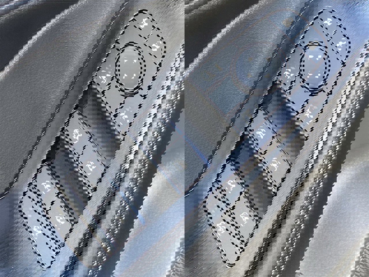 New 2026 Nissan Rogue SV image 24