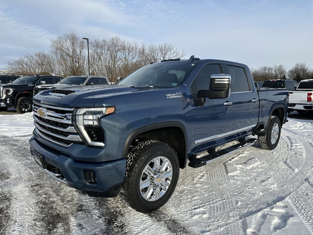 Used 2024 Chevrolet Silverado 2500 High Country image 11
