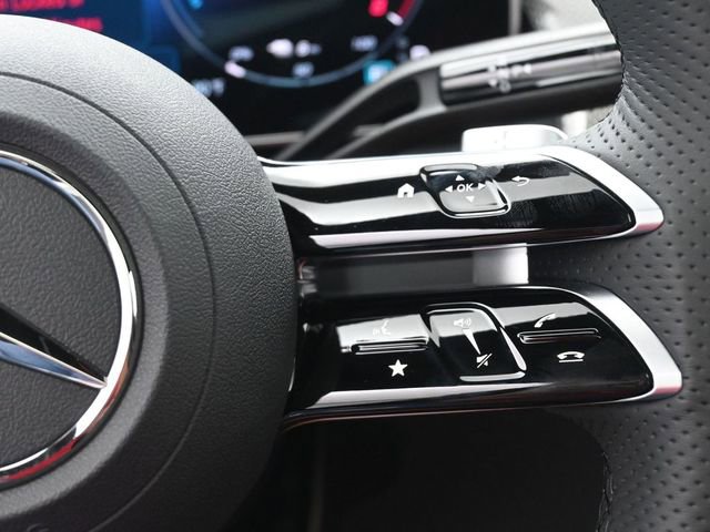New 2025 Mercedes-Benz GLC 350e 4MATIC image 10