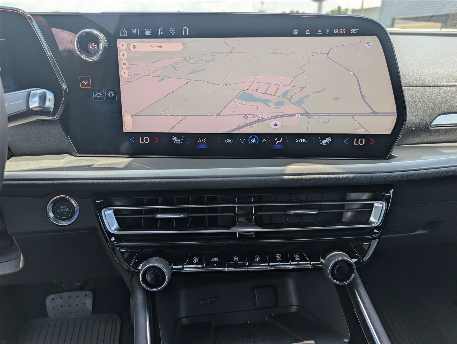 New 2026 Chevrolet Traverse LT w/ Driver Confidence Package FWD image 16