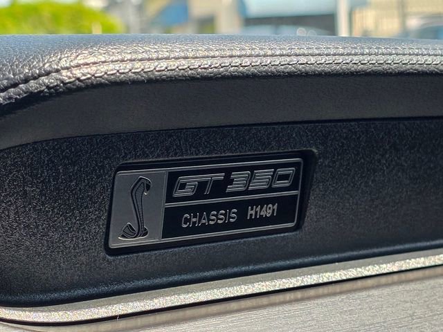 Used 2017 Ford Mustang Shelby GT350 image 32