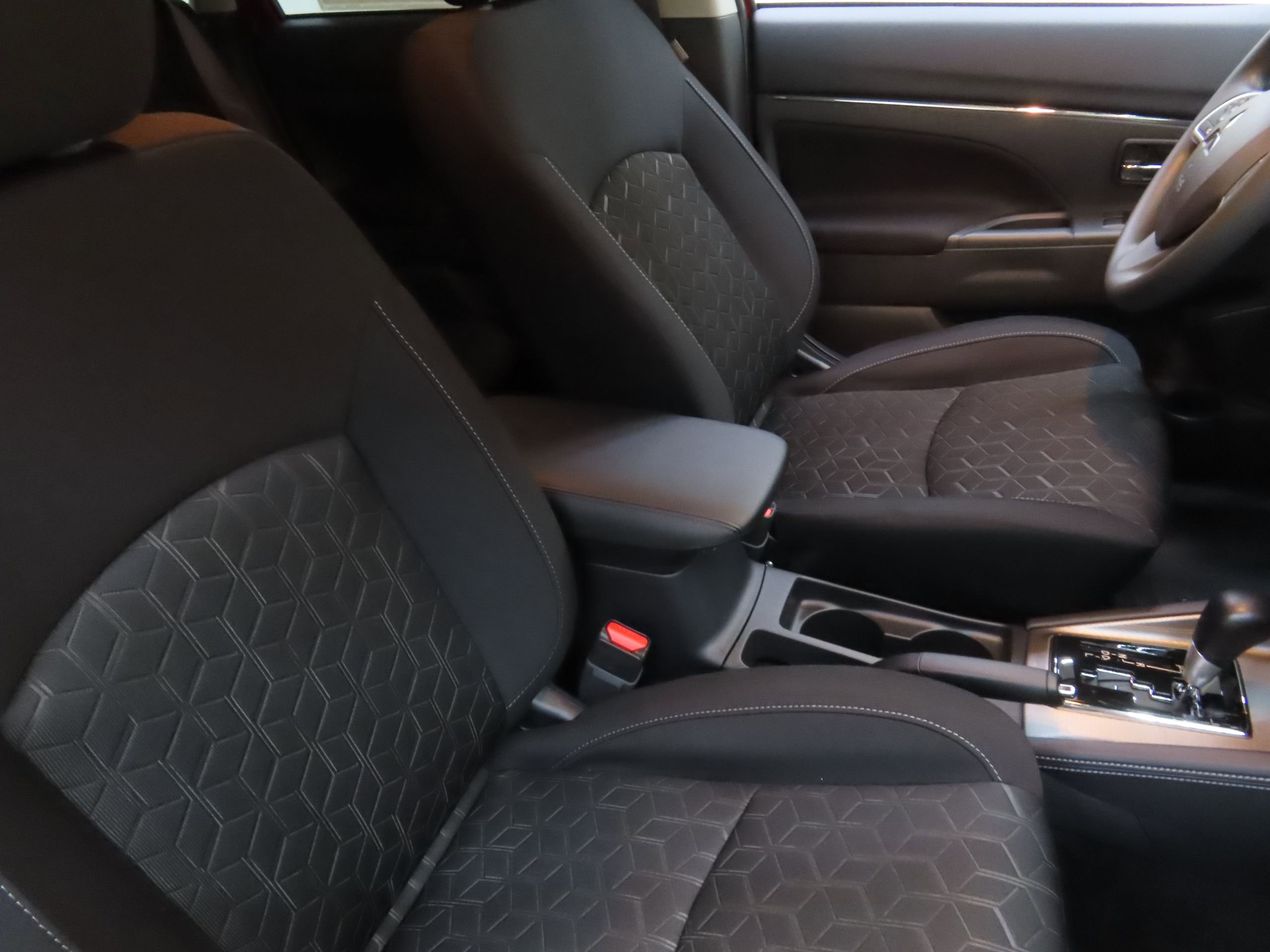 New 2025 Mitsubishi Outlander Sport ES image 24