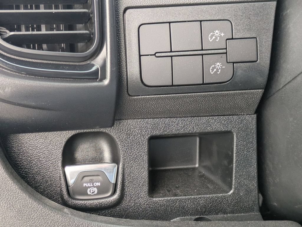 Used 2024 RAM ProMaster 2500 FWD image 29