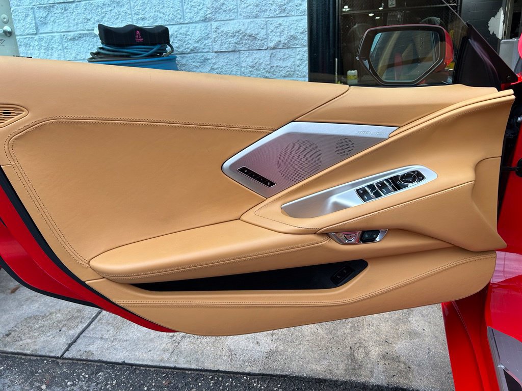 Used 2021 Chevrolet Corvette Stingray Premium Conv w/ Z51 Performance Package RWD image 39