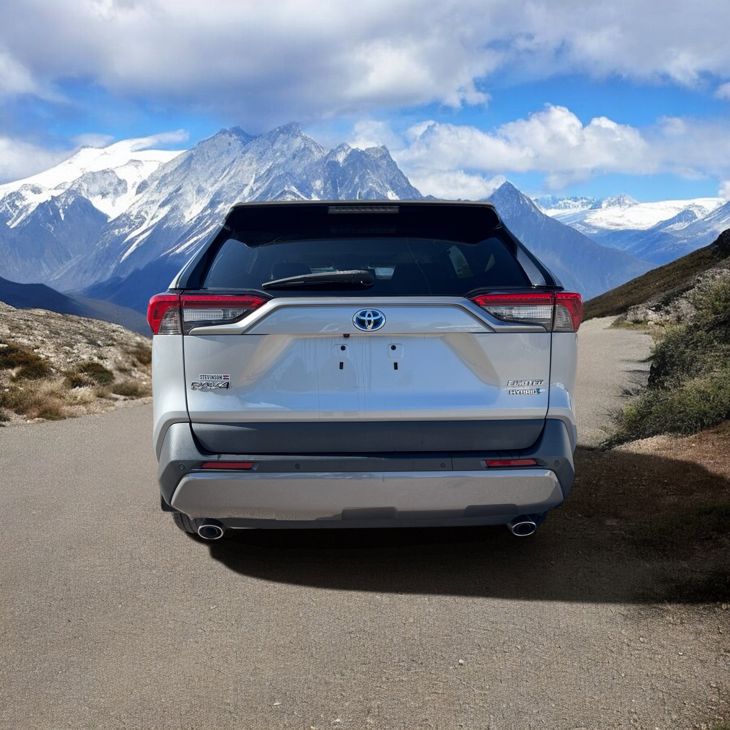 Used 2020 Toyota RAV4 Limited w/ Limited Grade Weather Package AWD/4WD image 4