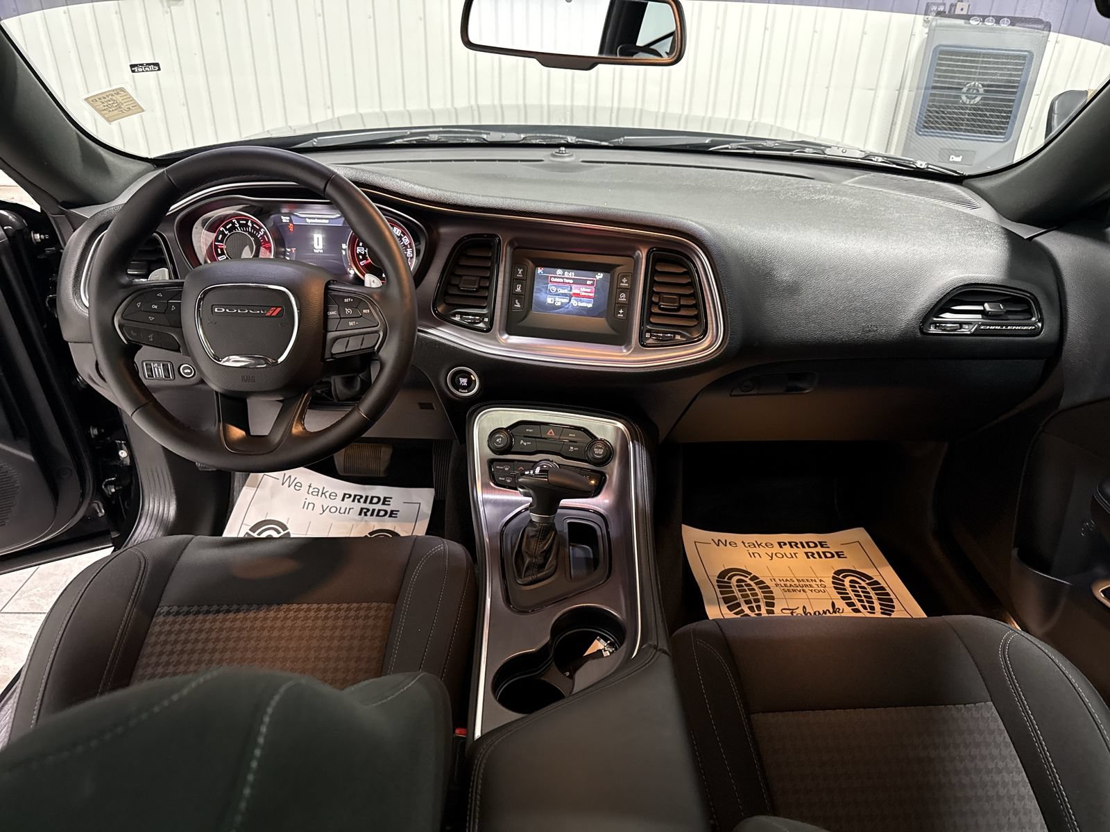 Used 2015 Dodge Challenger R/T w/ Quick Order Package 28B R/T RWD image 21