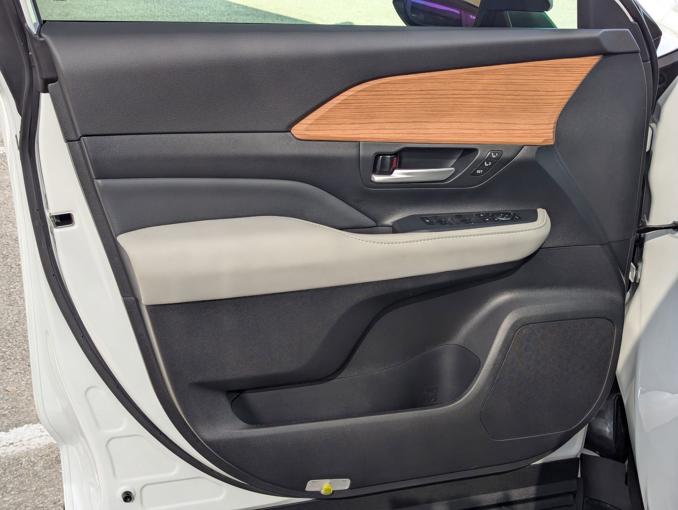 Used 2026 Toyota Grand Highlander Platinum image 11