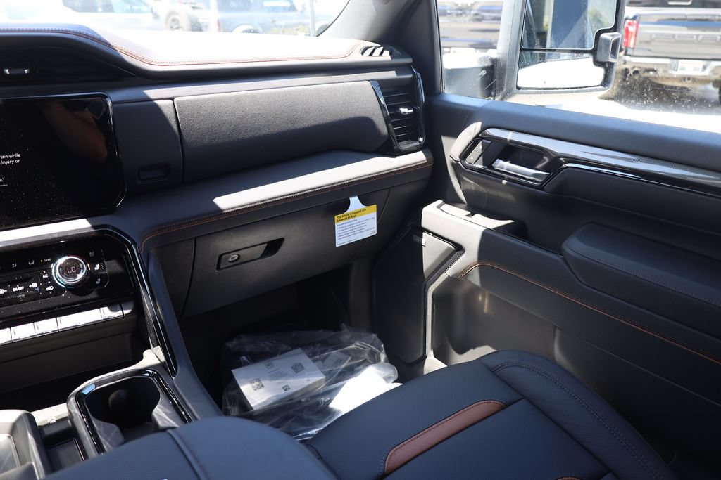New 2026 GMC Sierra 3500 AT4 w/ AT4 Premium Plus Package AWD/4WD image 20