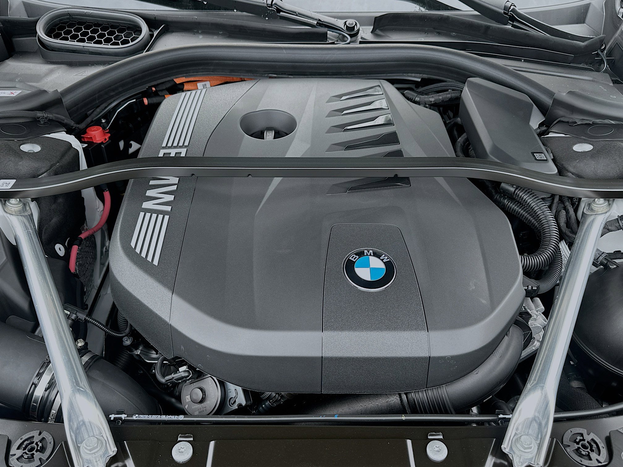 New 2026 BMW 750e xDrive image 25