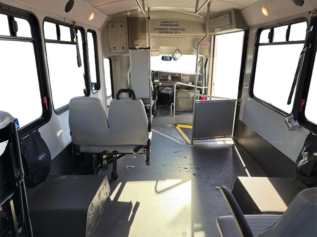 Used 2014 Chevrolet Express 4500 Base w/ Shuttle Bus Package image 6