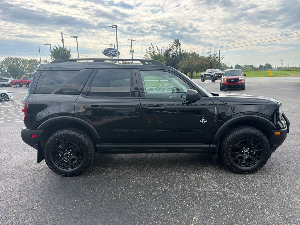 Used 2025 Ford Bronco Sport Outer Banks w/ Sasquatch Outer Banks Package AWD/4WD image 5