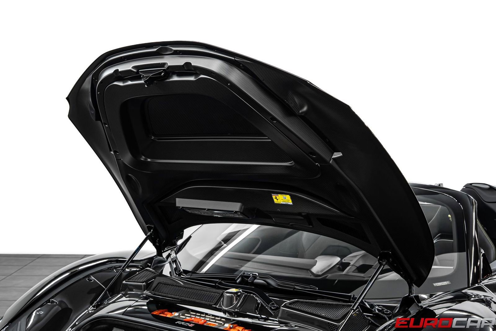 Used 2023 Ferrari SF90 Spider AWD/4WD image 11