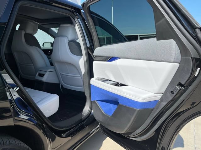 Certified 2025 Cadillac Optiq Luxury 1 AWD/4WD image 26