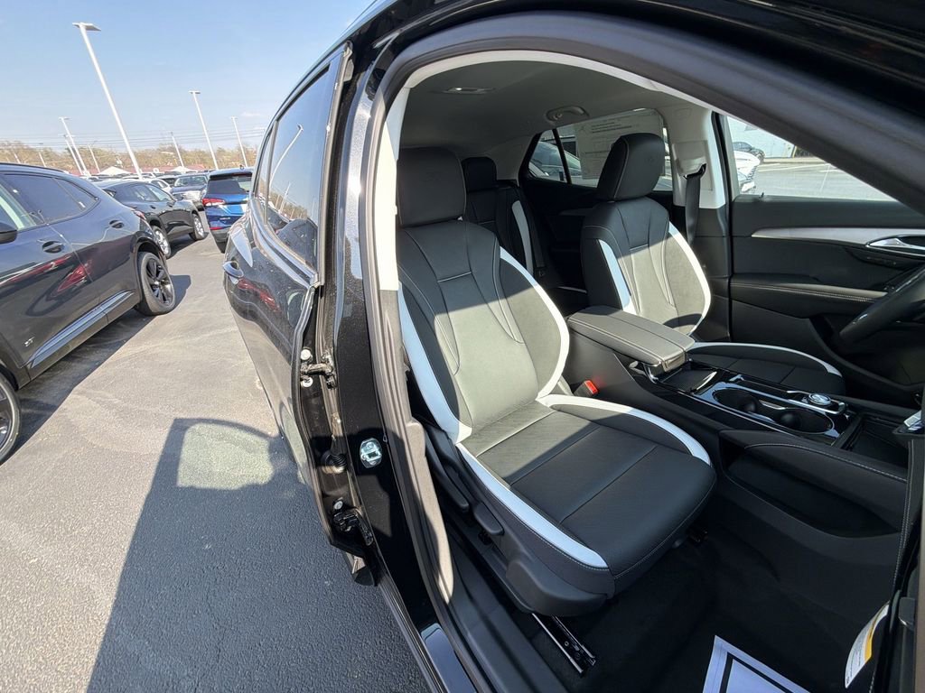 New 2026 Buick Envision Sport Touring image 29