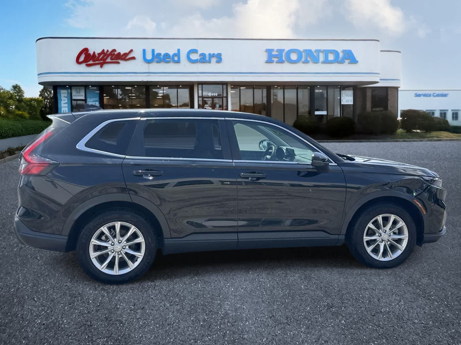 Used 2023 Honda CR-V EX-L image 6