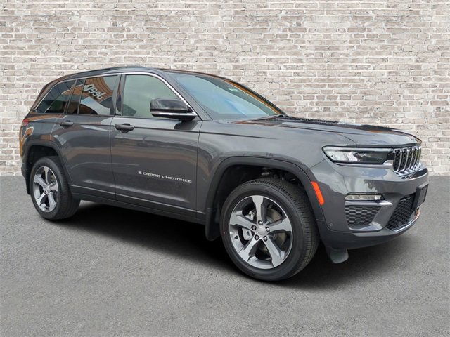 New 2025 Jeep Grand Cherokee Limited w/ Luxury Tech Group II image 1