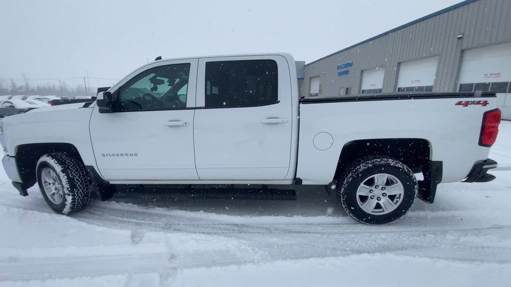 Certified 2018 Chevrolet Silverado 1500 LT w/ All Star Edition AWD/4WD image 6
