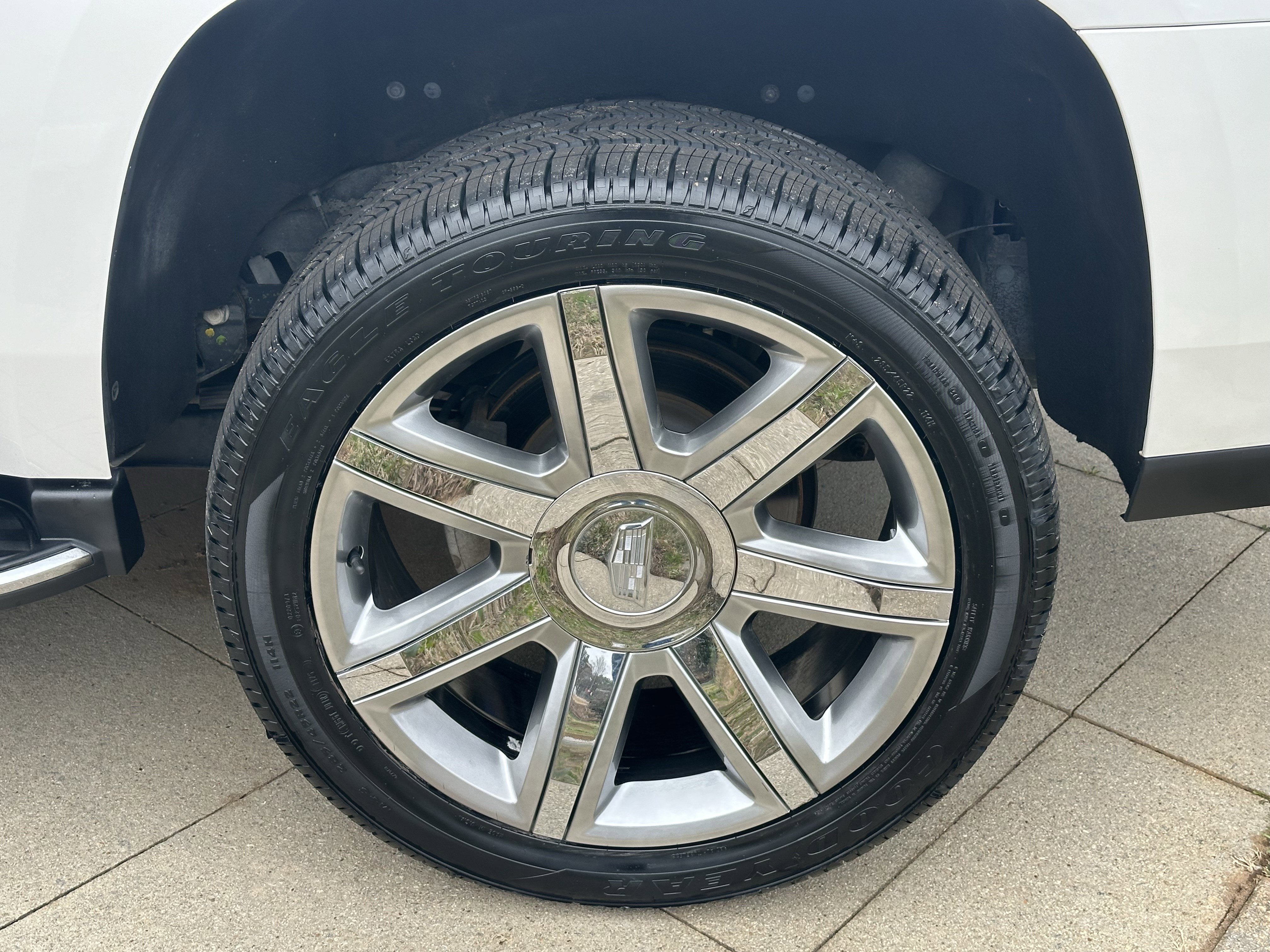 Used 2019 Cadillac Escalade Luxury image 20
