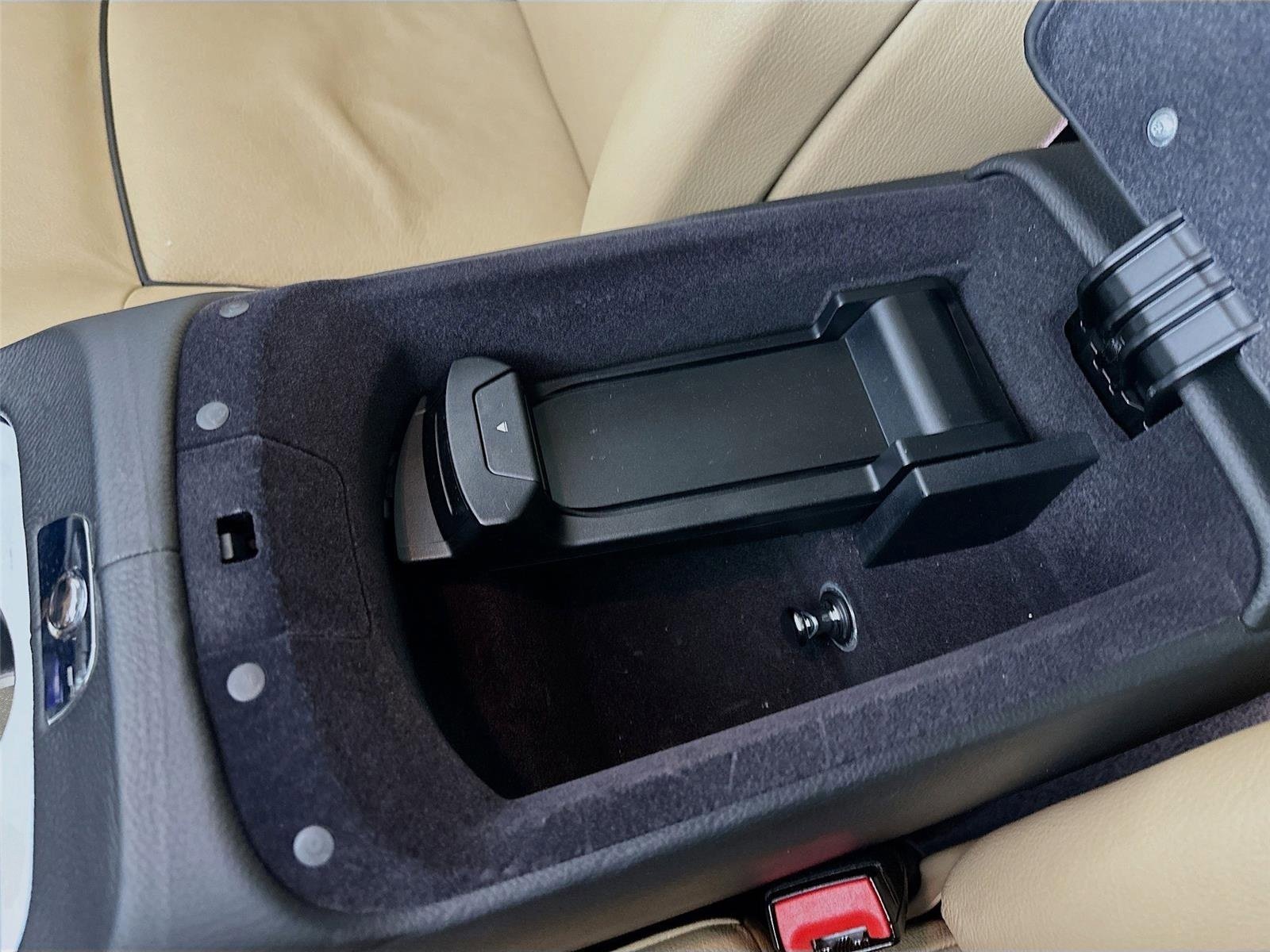 Used 2014 Rolls-Royce Ghost image 29