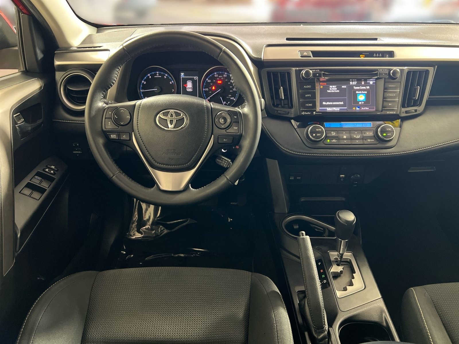 Used 2017 Toyota RAV4 XLE w/ Carpet Mat Package AWD/4WD image 23