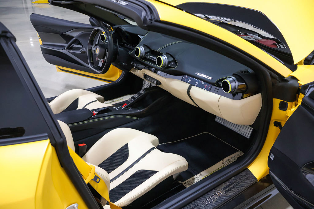 Used 2022 Ferrari 812 GTS image 51