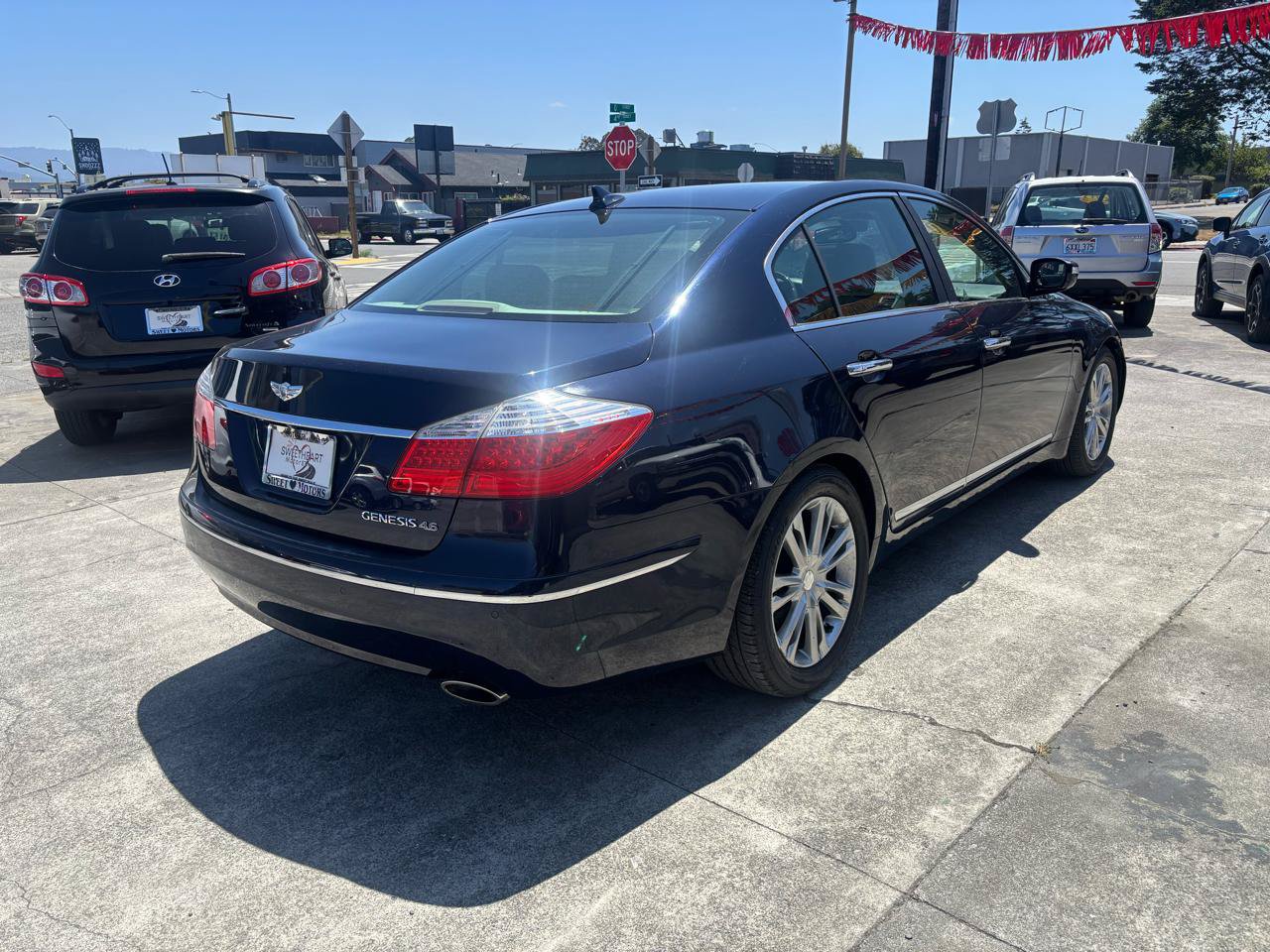Used 2010 Hyundai Genesis 4.6 w/ Technology Pkg 5 RWD image 12