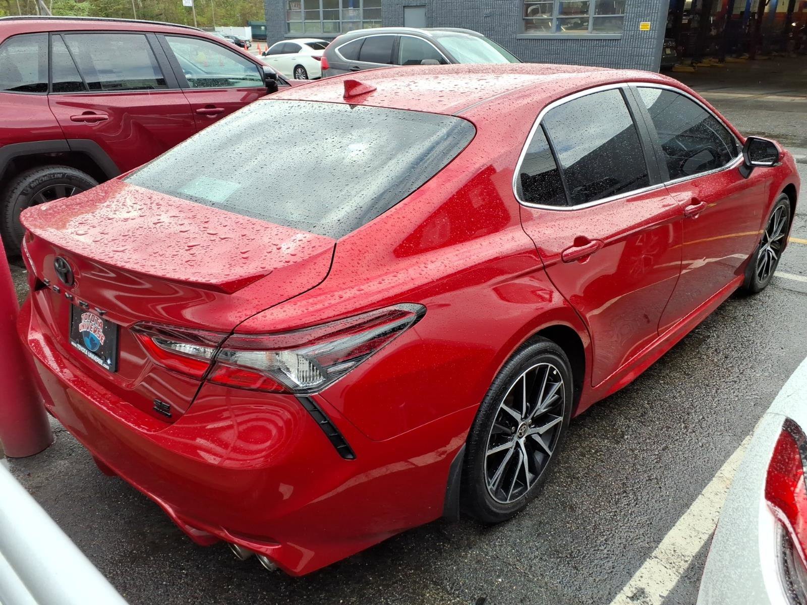 Certified 2023 Toyota Camry SE AWD/4WD image 16