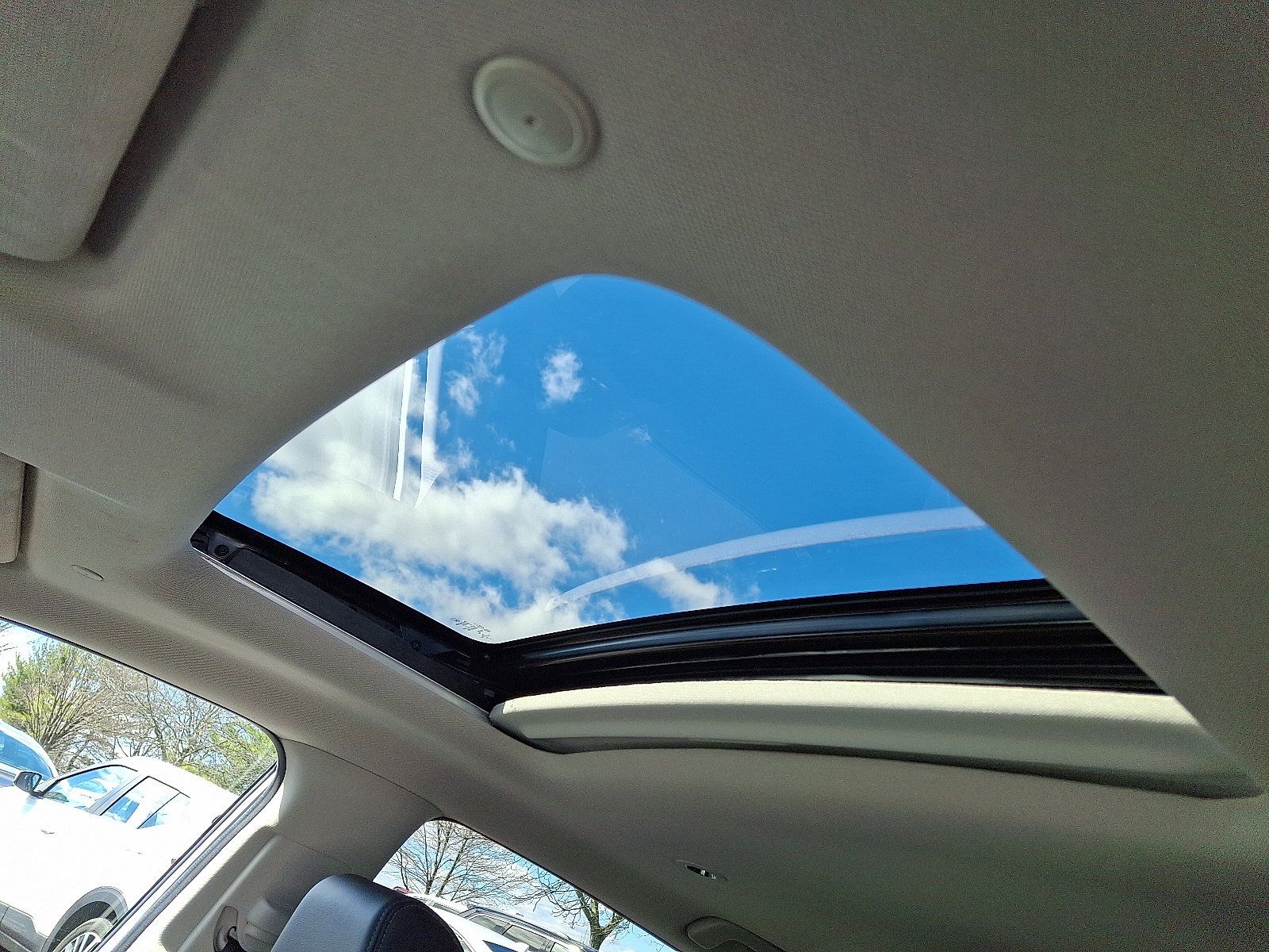 Used 2023 Honda HR-V EX-L image 14