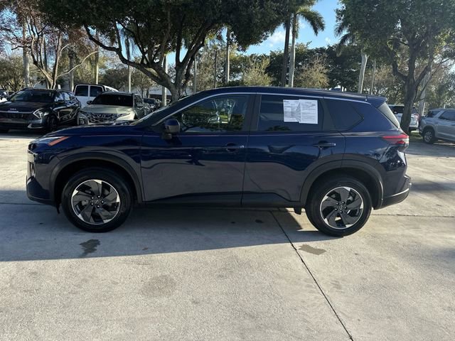 Used 2024 Nissan Rogue SV image 38